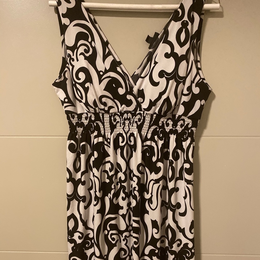 Black and white patterned tank top dress